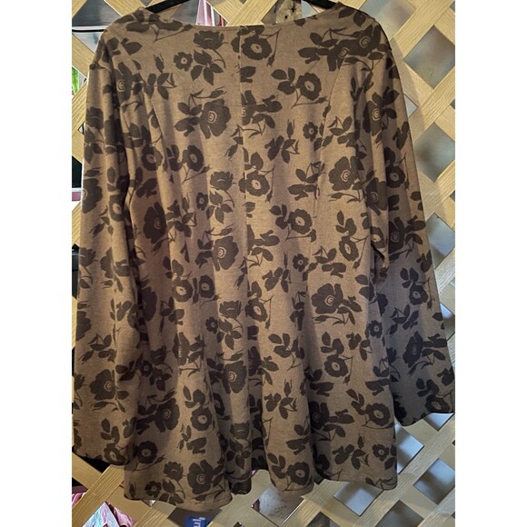 DENIM & CO. Floral Print Stretchy Brown Knit Tunic/Sweater Women's 1X - Picture 7 of 9